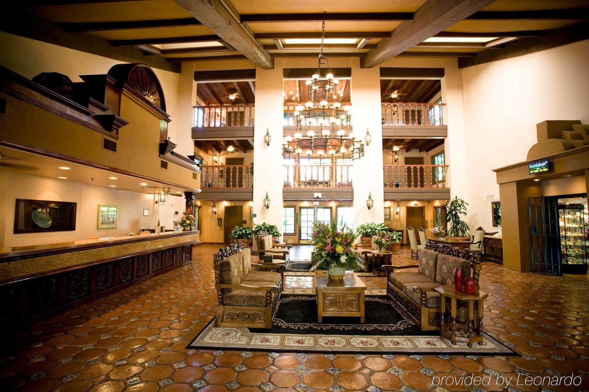 Vanllee Hotel Covina Inreriör bild